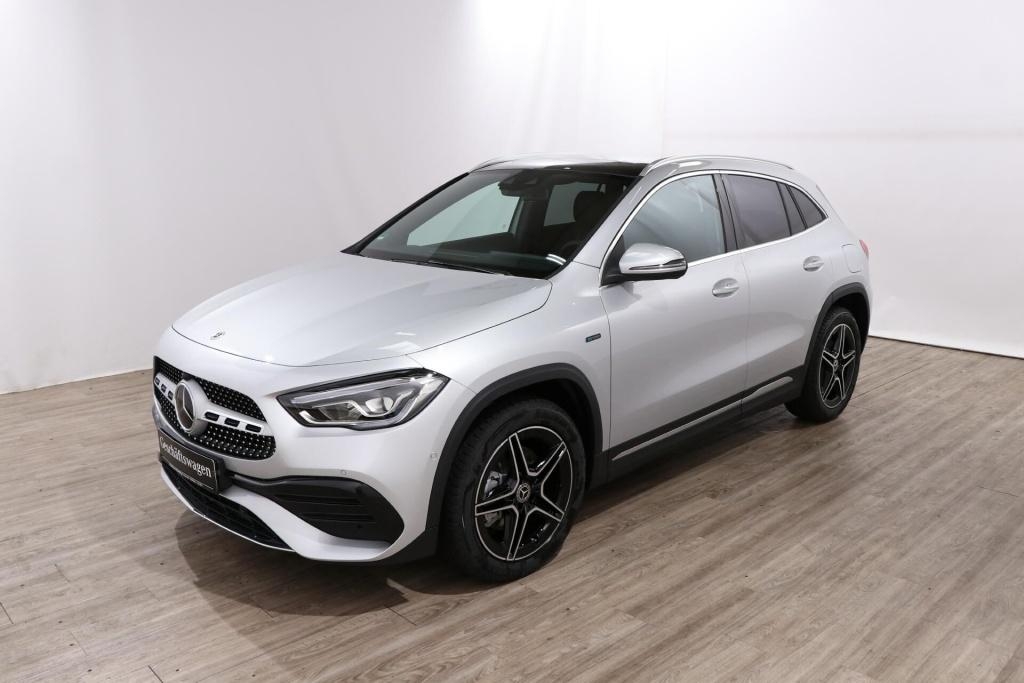 Mercedes-Benz GLA 250 e AMG
